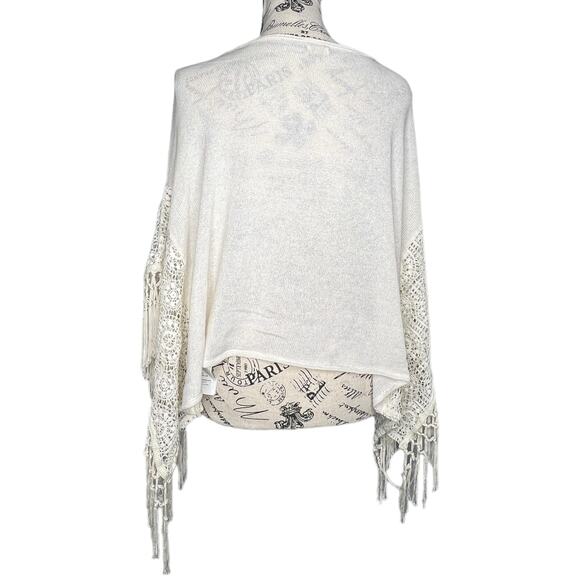 Hollister (OS) Cream Lace Tassel Fringe Sleeve Loose Fit Knit Poncho Top - Picture 6 of 12